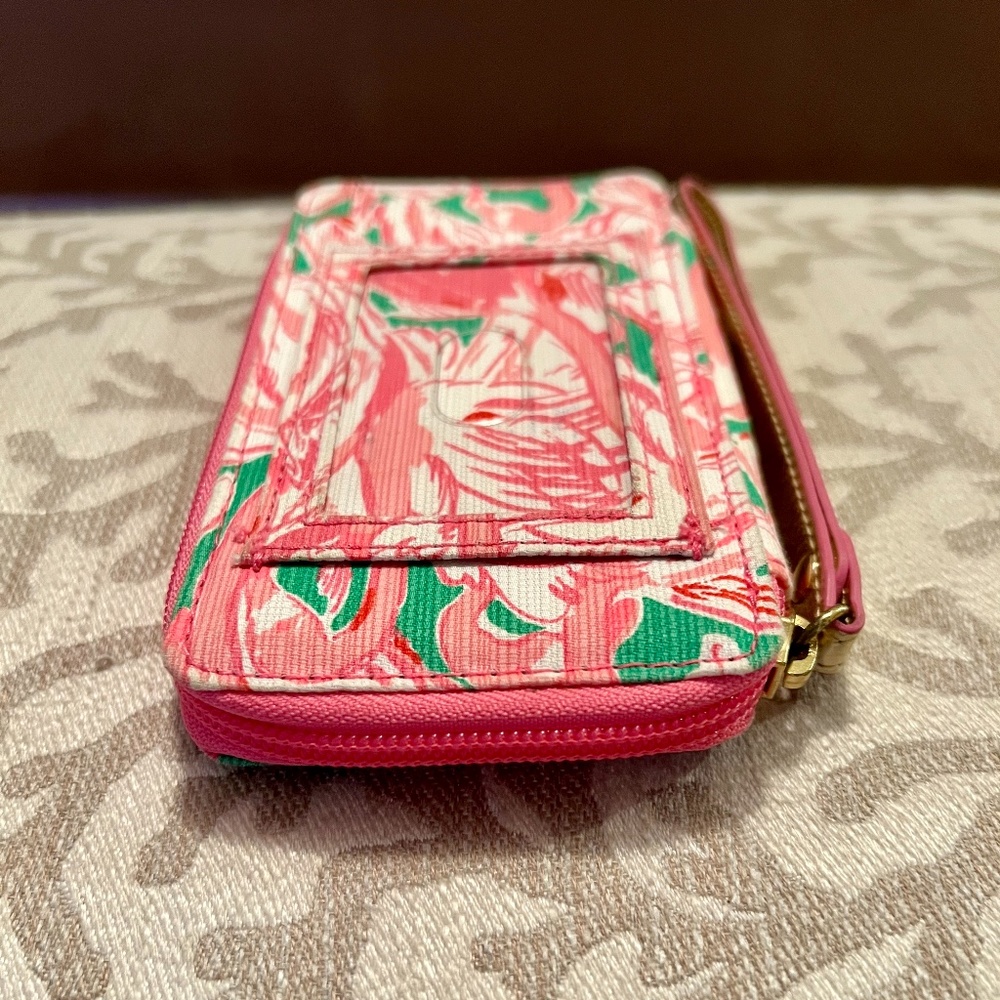 🎀Lilly Pulitzer Cellphone & Wallet Wristlet🎀 - Picture 8 of 8